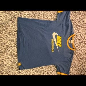 Medium Nike Tee